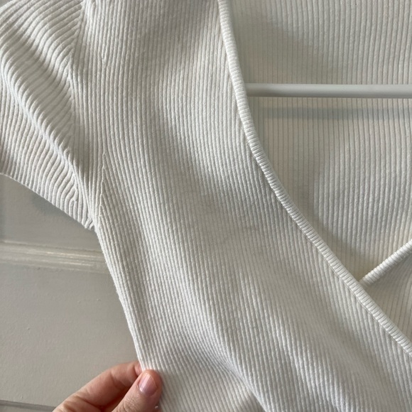 Aritzia Wilfred All Tied Up Sweater White Size XS - Picture 5 of 11